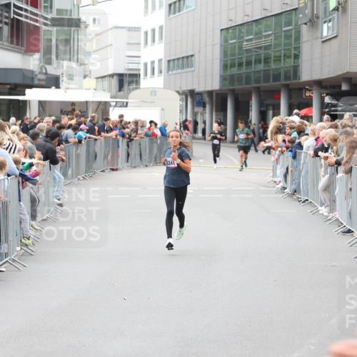 12.06.2026 - Holstenköstenlauf Andreas Tolksdorf http://msf.ph/oto/9744470 12.06.2026 17:53:56 Laufen 3241 meine-sportfotos.de