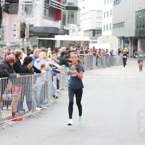 12.06.2026 - Holstenköstenlauf Andreas Tolksdorf http://msf.ph/oto/9744475 12.06.2026 17:53:58 Laufen 3241 meine-sportfotos.de