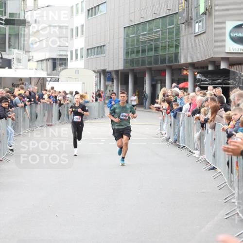 12.06.2026 - Holstenköstenlauf Andreas Tolksdorf http://msf.ph/oto/9744477 12.06.2026 17:54:04 Laufen 4250, 4069 meine-sportfotos.de
