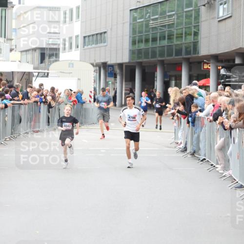12.06.2026 - Holstenköstenlauf Andreas Tolksdorf http://msf.ph/oto/9744487 12.06.2026 17:54:18 Laufen 310, 4042, 344, 4786 meine-sportfotos.de