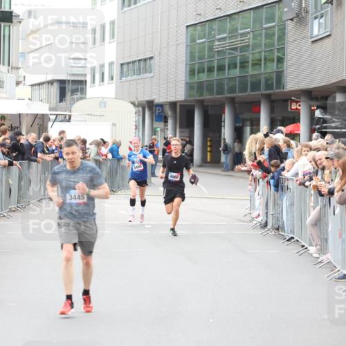 12.06.2026 - Holstenköstenlauf Andreas Tolksdorf http://msf.ph/oto/9744495 12.06.2026 17:54:25 Laufen 3445, 30, 3495, 4060 meine-sportfotos.de