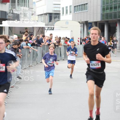 12.06.2026 - Holstenköstenlauf Andreas Tolksdorf http://msf.ph/oto/9744523 12.06.2026 17:54:55 Laufen 4, 3995, 3900, 3906, 4925 meine-sportfotos.de
