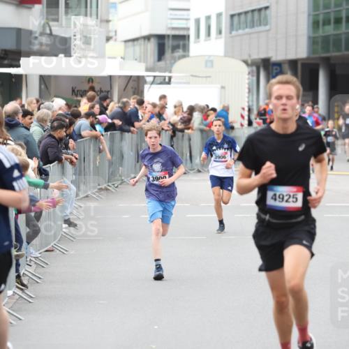 12.06.2026 - Holstenköstenlauf Andreas Tolksdorf http://msf.ph/oto/9744524 12.06.2026 17:54:55 Laufen 995, 3900, 3906, 4925 meine-sportfotos.de