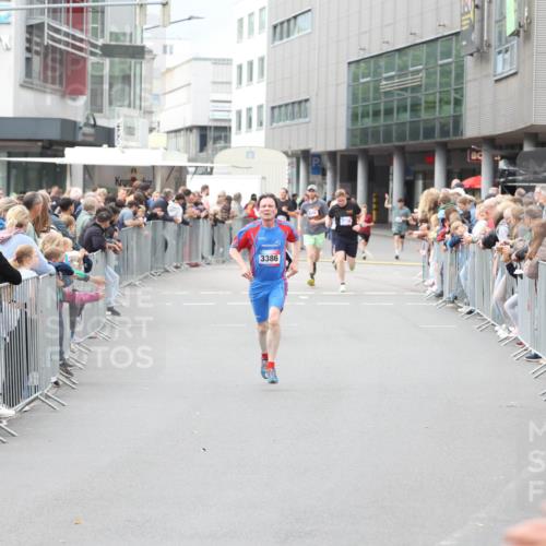 12.06.2026 - Holstenköstenlauf Andreas Tolksdorf http://msf.ph/oto/9744534 12.06.2026 17:55:05 Laufen 3386 meine-sportfotos.de