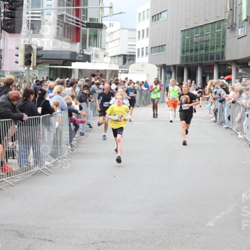 12.06.2026 - Holstenköstenlauf Andreas Tolksdorf http://msf.ph/oto/9744595 12.06.2026 17:55:49 Laufen 4061, 3496, 3606 meine-sportfotos.de