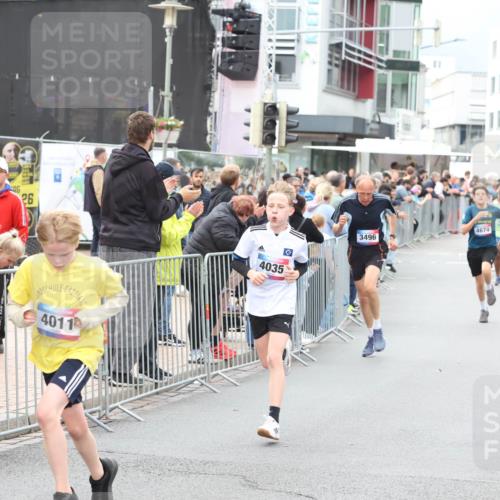 12.06.2026 - Holstenköstenlauf Andreas Tolksdorf http://msf.ph/oto/9744601 12.06.2026 17:55:52 Laufen 46, 26, 4011, 4035, 3496, 4674, 3606 meine-sportfotos.de