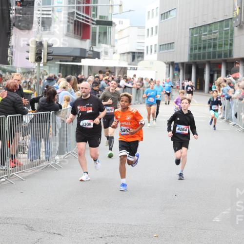 12.06.2026 - Holstenköstenlauf Andreas Tolksdorf http://msf.ph/oto/9744628 12.06.2026 17:56:07 Laufen 1028, 3308, 3492, 4264 meine-sportfotos.de