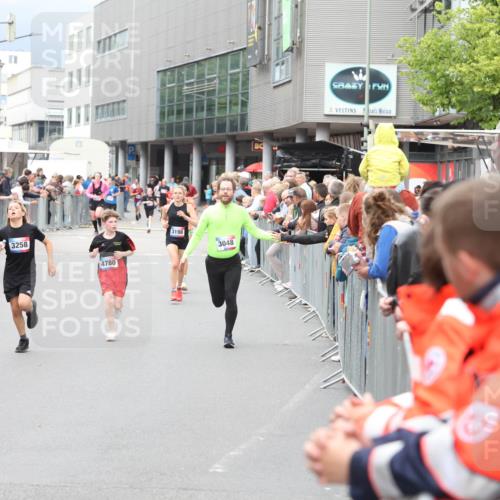 12.06.2026 - Holstenköstenlauf Andreas Tolksdorf http://msf.ph/oto/9744685 12.06.2026 17:56:49 Laufen 3258, 4780, 3198, 3048, 265 meine-sportfotos.de