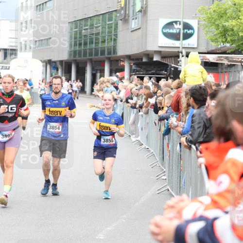12.06.2026 - Holstenköstenlauf Andreas Tolksdorf http://msf.ph/oto/9744724 12.06.2026 17:57:20 Laufen 3895, 3854, 3855 meine-sportfotos.de