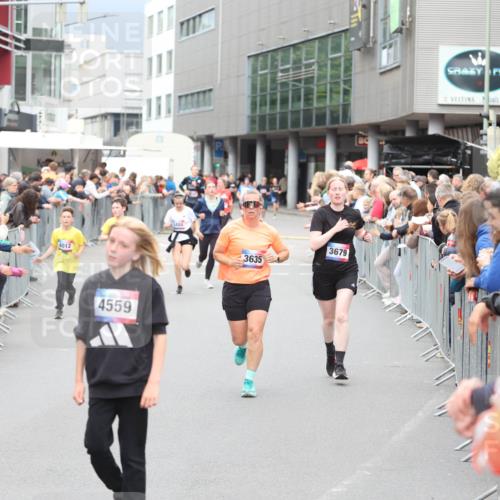 12.06.2026 - Holstenköstenlauf Andreas Tolksdorf http://msf.ph/oto/9744753 12.06.2026 17:57:51 Laufen 4012, 4559, 2484, 3635, 3679 meine-sportfotos.de