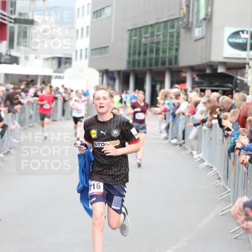 12.06.2026 - Holstenköstenlauf Andreas Tolksdorf http://msf.ph/oto/9744778 12.06.2026 17:58:12 Laufen 3927, 716 meine-sportfotos.de