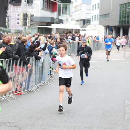 12.06.2026 - Holstenköstenlauf Andreas Tolksdorf http://msf.ph/oto/9744793 12.06.2026 17:58:21 Laufen 264, 48, 389 meine-sportfotos.de