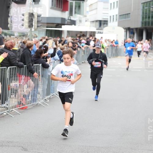 12.06.2026 - Holstenköstenlauf Andreas Tolksdorf http://msf.ph/oto/9744794 12.06.2026 17:58:22 Laufen 4803, 899 meine-sportfotos.de
