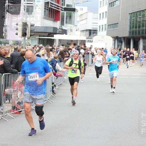 12.06.2026 - Holstenköstenlauf Andreas Tolksdorf http://msf.ph/oto/9744802 12.06.2026 17:58:29 Laufen 4126, 4501, 3407, 4533 meine-sportfotos.de