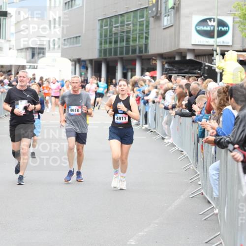12.06.2026 - Holstenköstenlauf Andreas Tolksdorf http://msf.ph/oto/9744827 12.06.2026 17:58:47 Laufen 3, 4910, 4911 meine-sportfotos.de