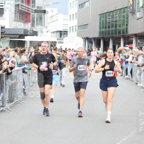 12.06.2026 - Holstenköstenlauf Andreas Tolksdorf http://msf.ph/oto/9744828 12.06.2026 17:58:47 Laufen 85, 468, 4910, 4911 meine-sportfotos.de