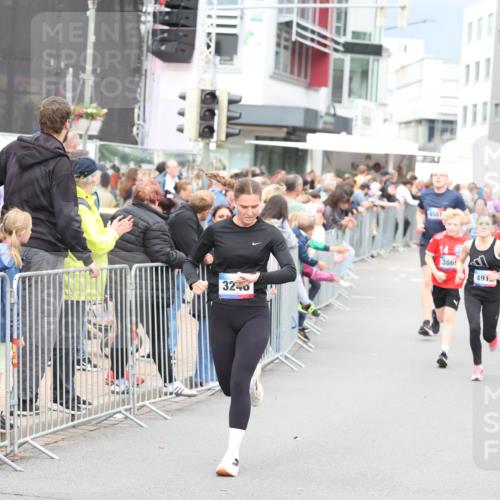 12.06.2026 - Holstenköstenlauf Andreas Tolksdorf http://msf.ph/oto/9744849 12.06.2026 17:59:01 Laufen 4507, 320, 3865, 491 meine-sportfotos.de