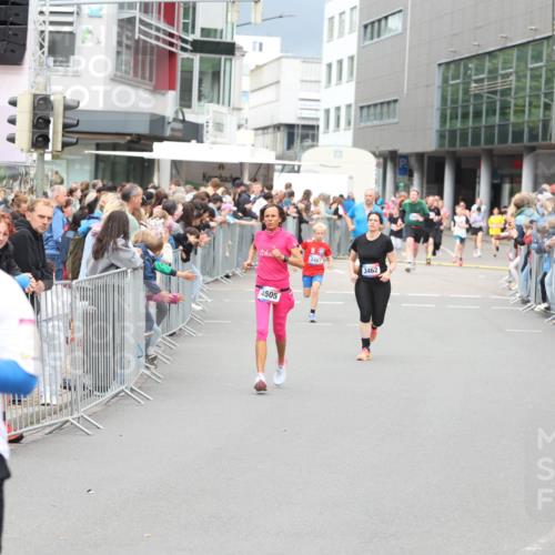 12.06.2026 - Holstenköstenlauf Andreas Tolksdorf http://msf.ph/oto/9744877 12.06.2026 17:59:22 Laufen 4784, 3457, 3462, 4505 meine-sportfotos.de