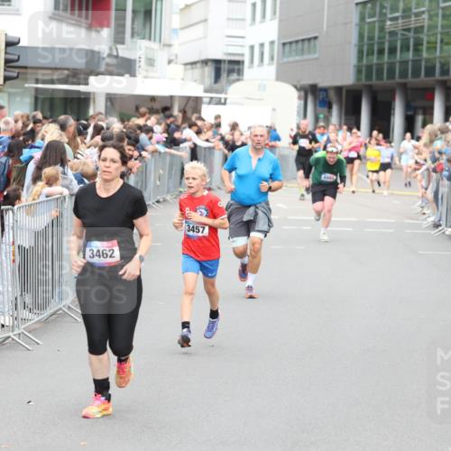12.06.2026 - Holstenköstenlauf Andreas Tolksdorf http://msf.ph/oto/9744883 12.06.2026 17:59:26 Laufen 3462, 3457, 4393 meine-sportfotos.de
