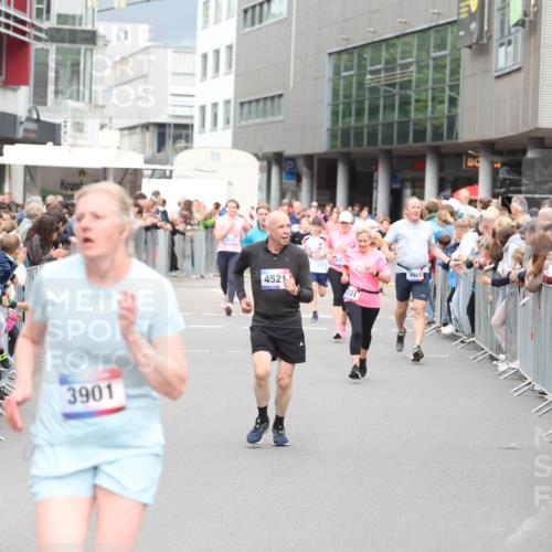 12.06.2026 - Holstenköstenlauf Andreas Tolksdorf http://msf.ph/oto/9744904 12.06.2026 17:59:45 Laufen 3901, 4521, 331, 3068 meine-sportfotos.de