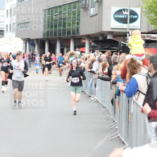 12.06.2026 - Holstenköstenlauf Andreas Tolksdorf http://msf.ph/oto/9744969 12.06.2026 18:00:39 Laufen 404, 3202, 3798, 3740 meine-sportfotos.de