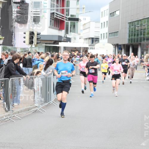 12.06.2026 - Holstenköstenlauf Andreas Tolksdorf http://msf.ph/oto/9745000 12.06.2026 18:01:06 Laufen 3805, 3801, 3873, 3623 meine-sportfotos.de