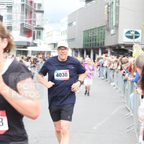 12.06.2026 - Holstenköstenlauf Andreas Tolksdorf http://msf.ph/oto/9745041 12.06.2026 18:01:32 Laufen 3158, 4030 meine-sportfotos.de