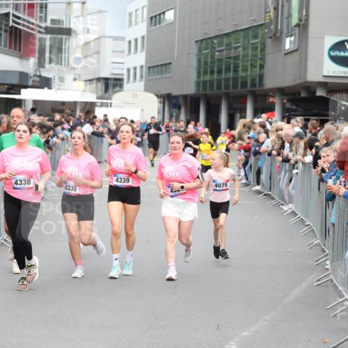 12.06.2026 - Holstenköstenlauf Andreas Tolksdorf http://msf.ph/oto/9745115 12.06.2026 18:02:25 Laufen 2030, 4338, 4335, 4339, 2030, 43, 4075 meine-sportfotos.de