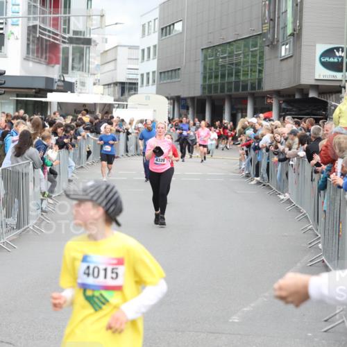 12.06.2026 - Holstenköstenlauf Andreas Tolksdorf http://msf.ph/oto/9745132 12.06.2026 18:02:41 Laufen 4015, 4394, 4320 meine-sportfotos.de