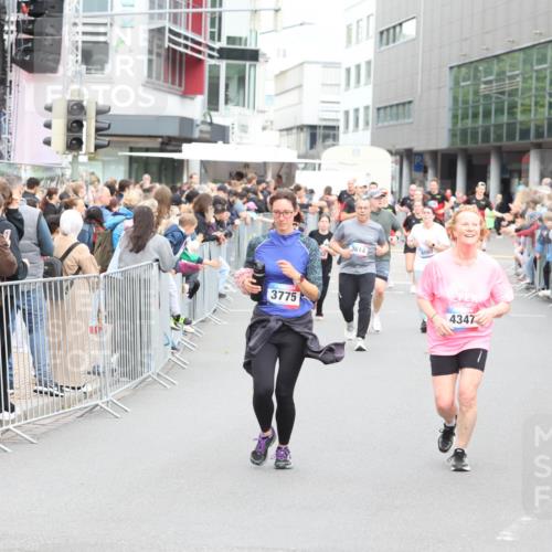12.06.2026 - Holstenköstenlauf Andreas Tolksdorf http://msf.ph/oto/9745149 12.06.2026 18:02:54 Laufen 3775, 3614, 4080, 20, 4347 meine-sportfotos.de