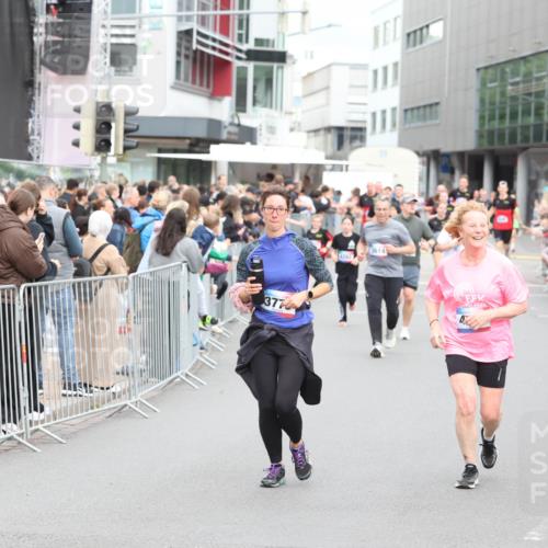 12.06.2026 - Holstenköstenlauf Andreas Tolksdorf http://msf.ph/oto/9745150 12.06.2026 18:02:54 Laufen 377, 3614 meine-sportfotos.de