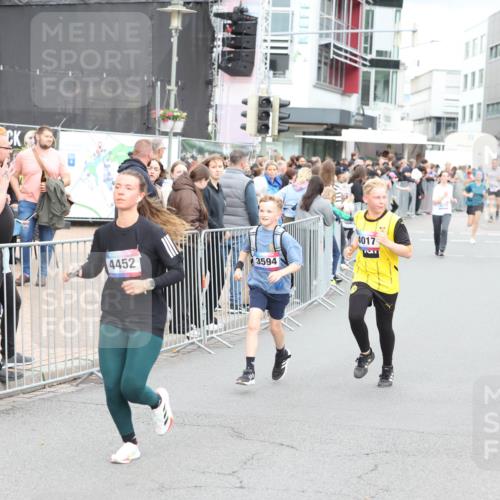 12.06.2026 - Holstenköstenlauf Andreas Tolksdorf http://msf.ph/oto/9745181 12.06.2026 18:03:19 Laufen 4452, 3594, 4017 meine-sportfotos.de
