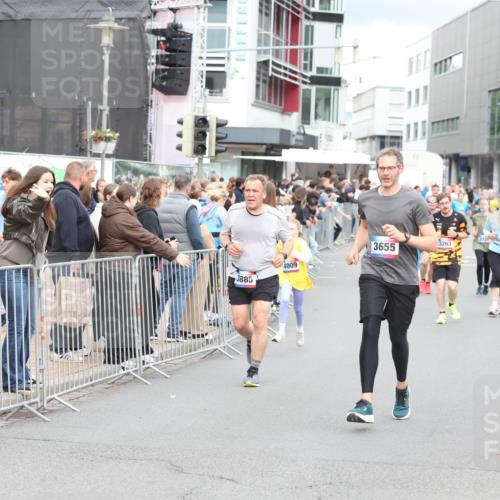 12.06.2026 - Holstenköstenlauf Andreas Tolksdorf http://msf.ph/oto/9745194 12.06.2026 18:03:31 Laufen 4, 11, 26, 3885, 4009, 3655, 3263, 37204677 meine-sportfotos.de