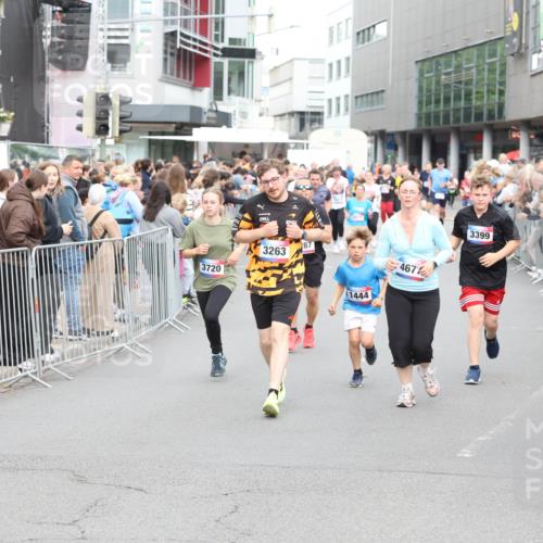 12.06.2026 - Holstenköstenlauf Andreas Tolksdorf http://msf.ph/oto/9745199 12.06.2026 18:03:35 Laufen 3720, 3263, 87, 1444, 467, 3399 meine-sportfotos.de