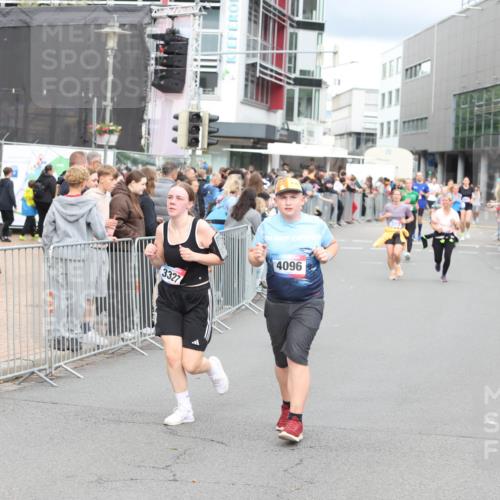12.06.2026 - Holstenköstenlauf Andreas Tolksdorf http://msf.ph/oto/9745225 12.06.2026 18:03:54 Laufen 26, 3327, 4096 meine-sportfotos.de