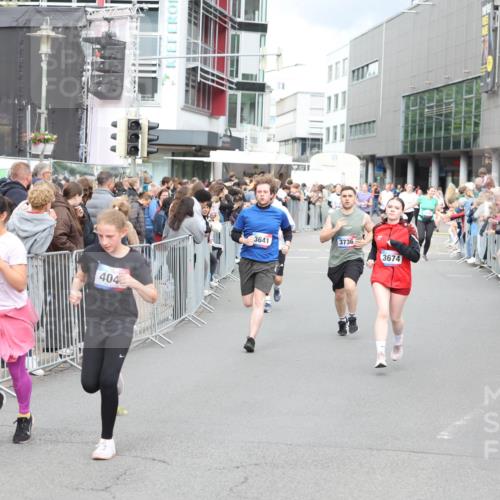 12.06.2026 - Holstenköstenlauf Andreas Tolksdorf http://msf.ph/oto/9745280 12.06.2026 18:04:47 Laufen 11, 26, 4872, 404, 3641, 3736, 3674 meine-sportfotos.de