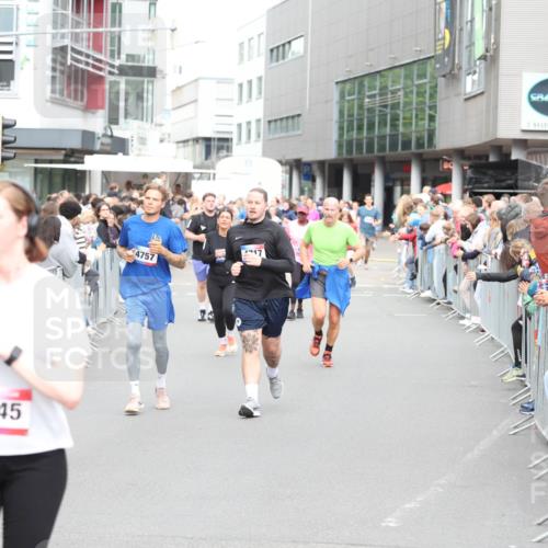 12.06.2026 - Holstenköstenlauf Andreas Tolksdorf http://msf.ph/oto/9745308 12.06.2026 18:05:11 Laufen 4845, 4757, 17 meine-sportfotos.de