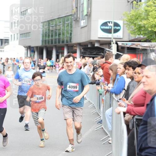12.06.2026 - Holstenköstenlauf Andreas Tolksdorf http://msf.ph/oto/9745325 12.06.2026 18:05:23 Laufen 4826, 3426, 109, 4099 meine-sportfotos.de
