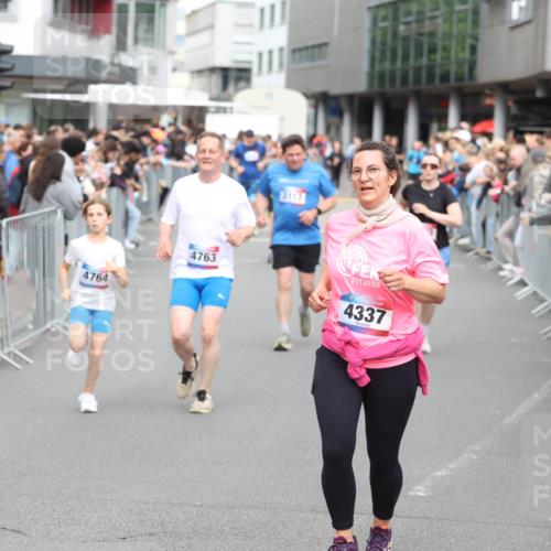 12.06.2026 - Holstenköstenlauf Andreas Tolksdorf http://msf.ph/oto/9745328 12.06.2026 18:05:29 Laufen 4764, 4763, 3113, 2030, 4337 meine-sportfotos.de