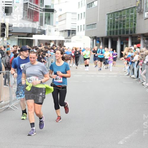 12.06.2026 - Holstenköstenlauf Andreas Tolksdorf http://msf.ph/oto/9745342 12.06.2026 18:05:37 Laufen 3616, 4654 meine-sportfotos.de