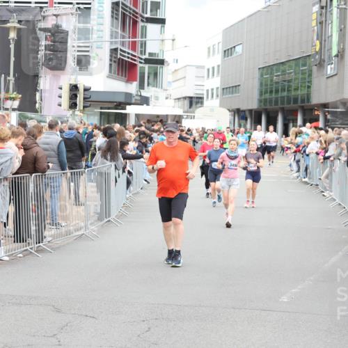 12.06.2026 - Holstenköstenlauf Andreas Tolksdorf http://msf.ph/oto/9745396 12.06.2026 18:06:54 Laufen 3498, 915 meine-sportfotos.de