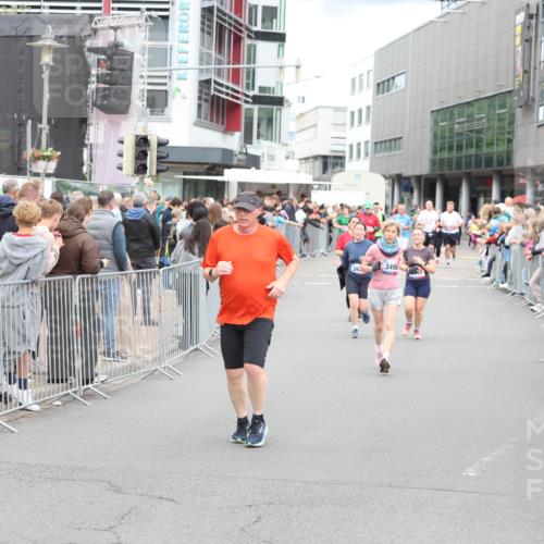 12.06.2026 - Holstenköstenlauf Andreas Tolksdorf http://msf.ph/oto/9745398 12.06.2026 18:06:54 Laufen 392, 3498 meine-sportfotos.de