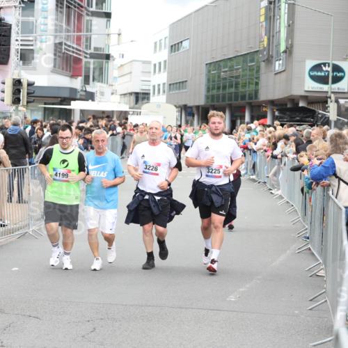 12.06.2026 - Holstenköstenlauf Andreas Tolksdorf http://msf.ph/oto/9745414 12.06.2026 18:07:07 Laufen 4199, 3225, 3226 meine-sportfotos.de