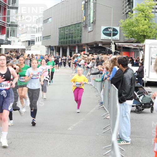 12.06.2026 - Holstenköstenlauf Andreas Tolksdorf http://msf.ph/oto/9745424 12.06.2026 18:07:18 Laufen 100, 4767, 4396, 3929, 4970, 4006, 0 meine-sportfotos.de