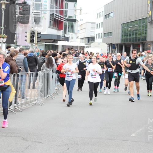12.06.2026 - Holstenköstenlauf Andreas Tolksdorf http://msf.ph/oto/9745441 12.06.2026 18:07:34 Laufen 93, 494, 4644, 4707, 4646, 3030 meine-sportfotos.de