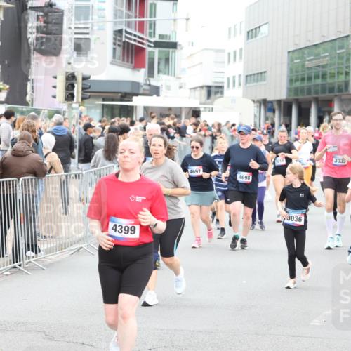 12.06.2026 - Holstenköstenlauf Andreas Tolksdorf http://msf.ph/oto/9745491 12.06.2026 18:08:35 Laufen 4399, 4697, 4698, 3018, 3035, 3036, 4074 meine-sportfotos.de