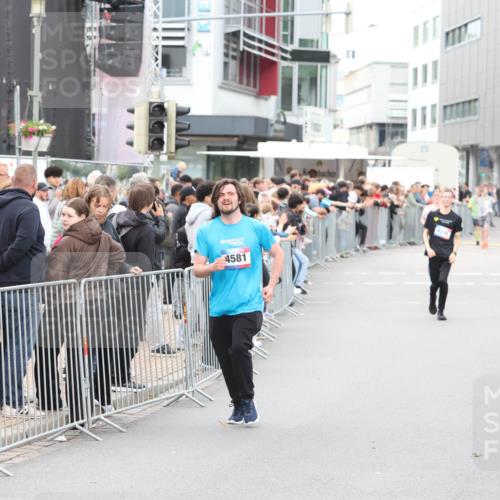 12.06.2026 - Holstenköstenlauf Andreas Tolksdorf http://msf.ph/oto/9745516 12.06.2026 18:09:09 Laufen 26, 4581, 4236 meine-sportfotos.de