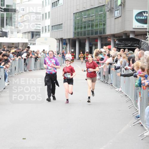 12.06.2026 - Holstenköstenlauf Andreas Tolksdorf http://msf.ph/oto/9745533 12.06.2026 18:09:33 Laufen 4483, 4220 meine-sportfotos.de