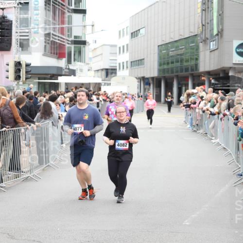 12.06.2026 - Holstenköstenlauf Andreas Tolksdorf http://msf.ph/oto/9745563 12.06.2026 18:10:23 Laufen 4077, 4082 meine-sportfotos.de