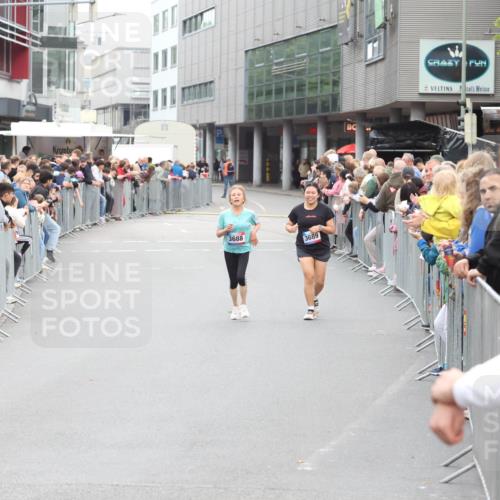 12.06.2026 - Holstenköstenlauf Andreas Tolksdorf http://msf.ph/oto/9745639 12.06.2026 18:12:28 Laufen 3688, 3689 meine-sportfotos.de